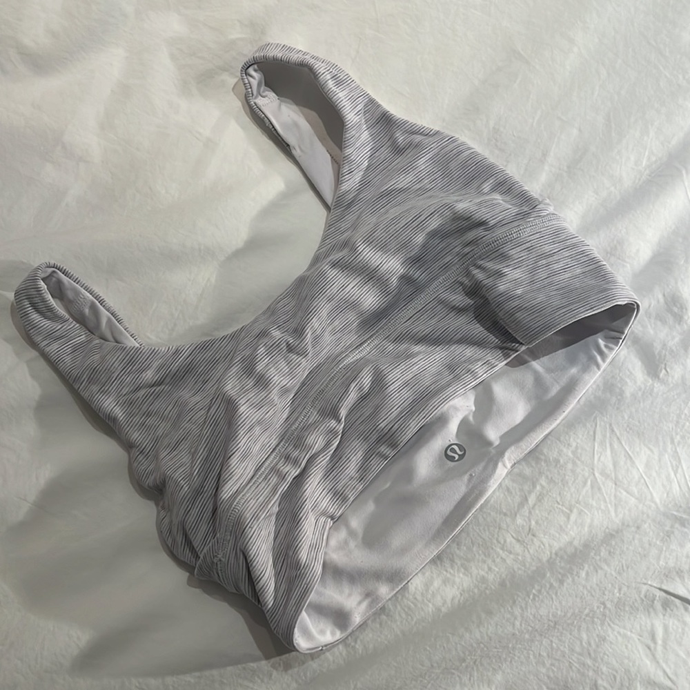 Lululemon Align Bras - Picture 3 of 7